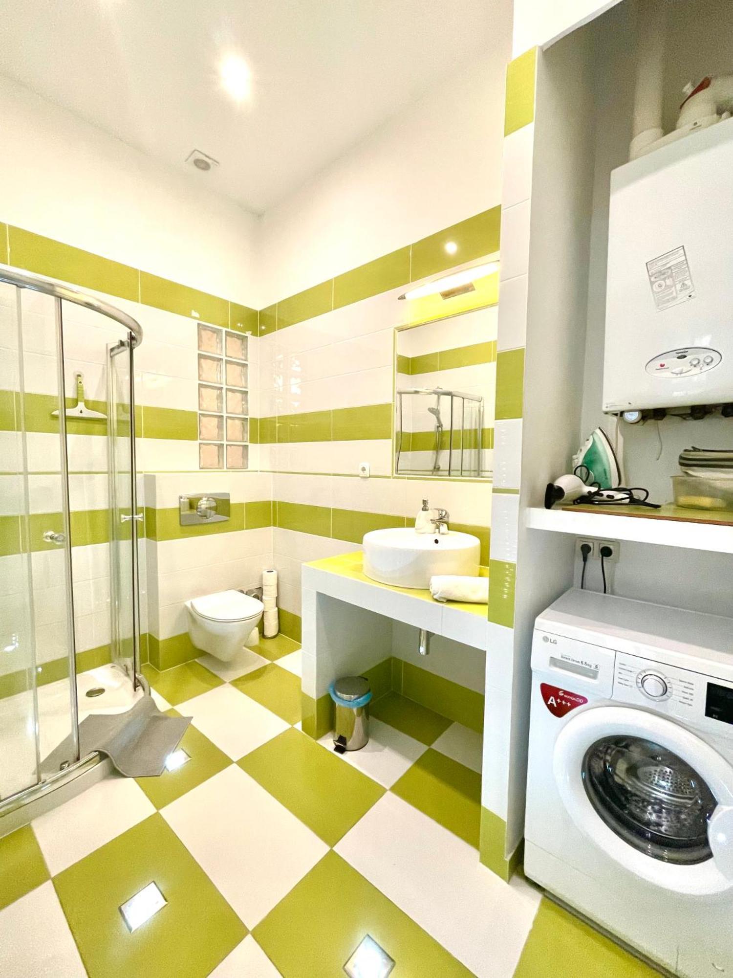 Amazing Swedish 3 Rooms Apartment In The City Center Budapest Exterior foto