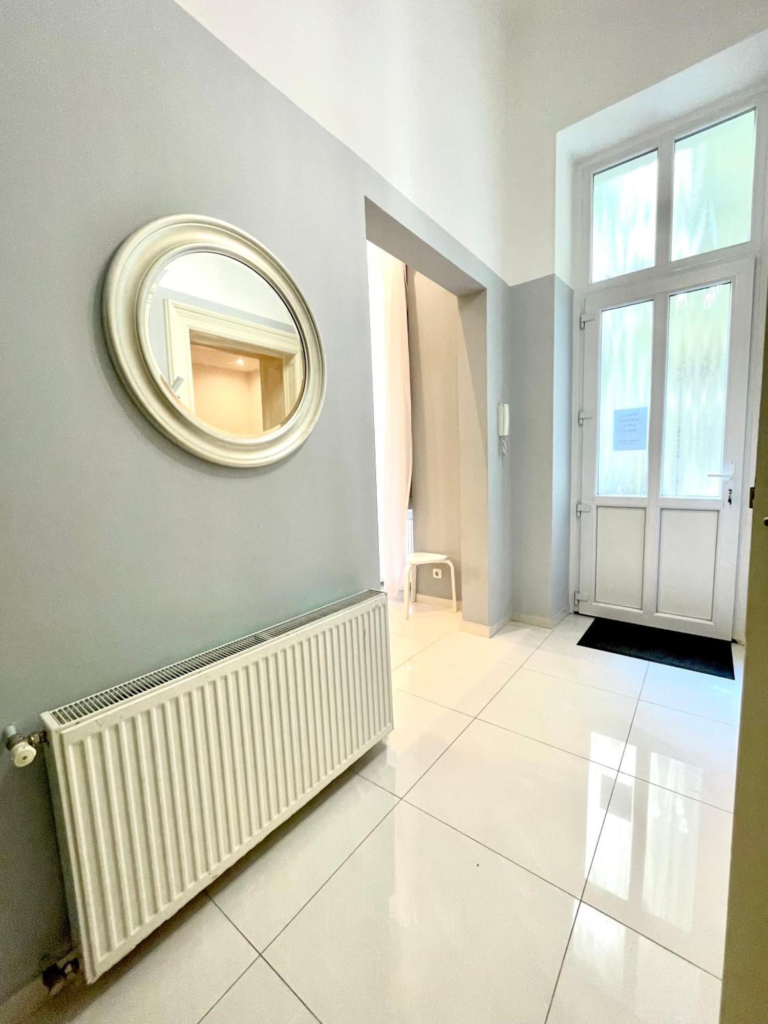 Amazing Swedish 3 Rooms Apartment In The City Center Budapest Exterior foto